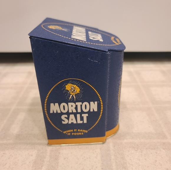 Morton Salt Vintage Reproduction Hinged Slanted Top Tin - Picture 2 of 8